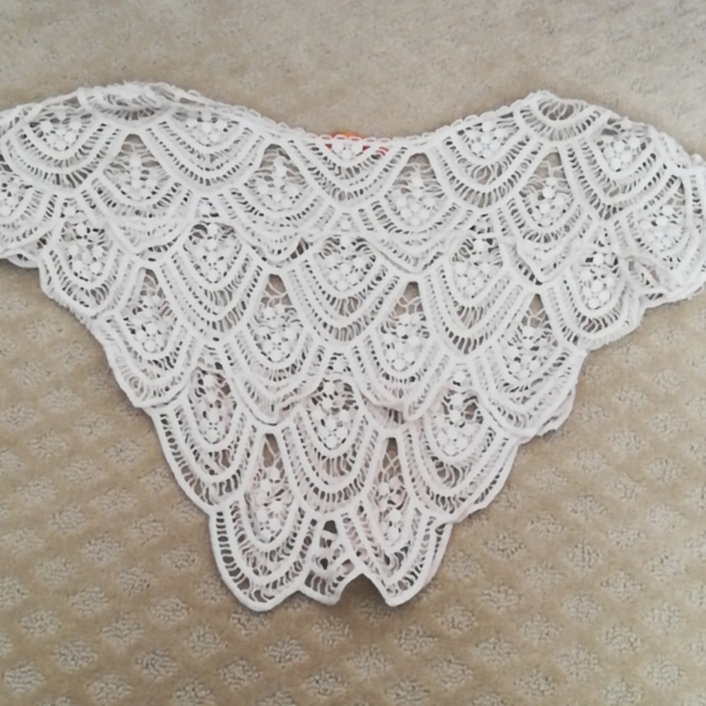 Lacey crop top